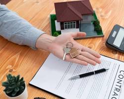 A lawyer presenting arguments in a courtroom.
